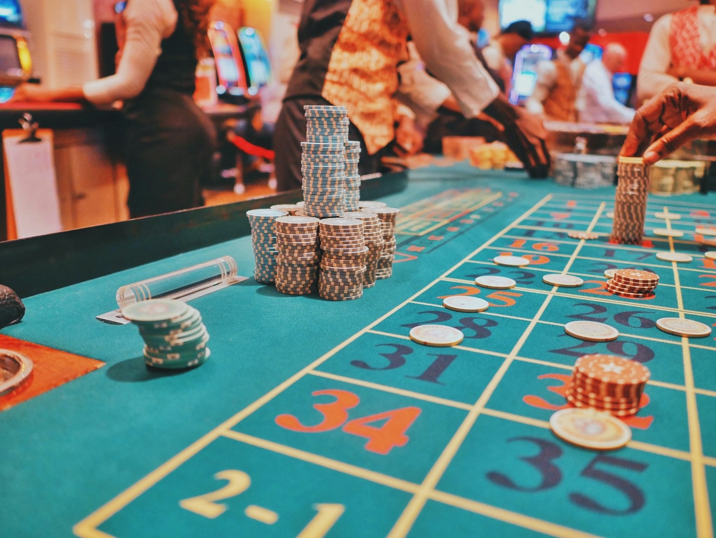 Exploring the Impact of Online Gaming on Traditional Casinos
